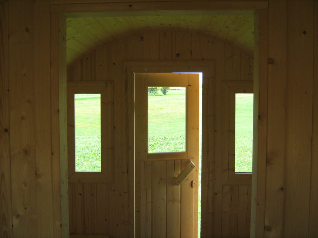 Campingfass Mini-Hotel Thermoholz - Camping & Wandern